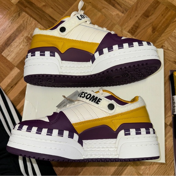 BNWT Adidas x Girls are Awesome triple platforum low - Picture 7 of 12